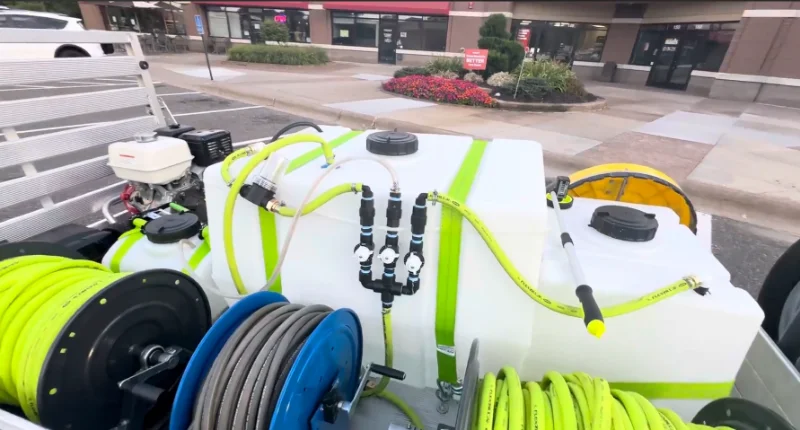 Commercial pressure washing in Brandon, FL