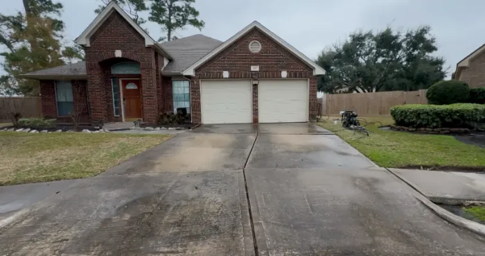 Driveway before pressure washing, Brandon FL
